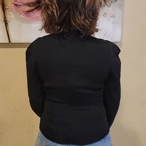 Long sleeve top with cute bow on the front